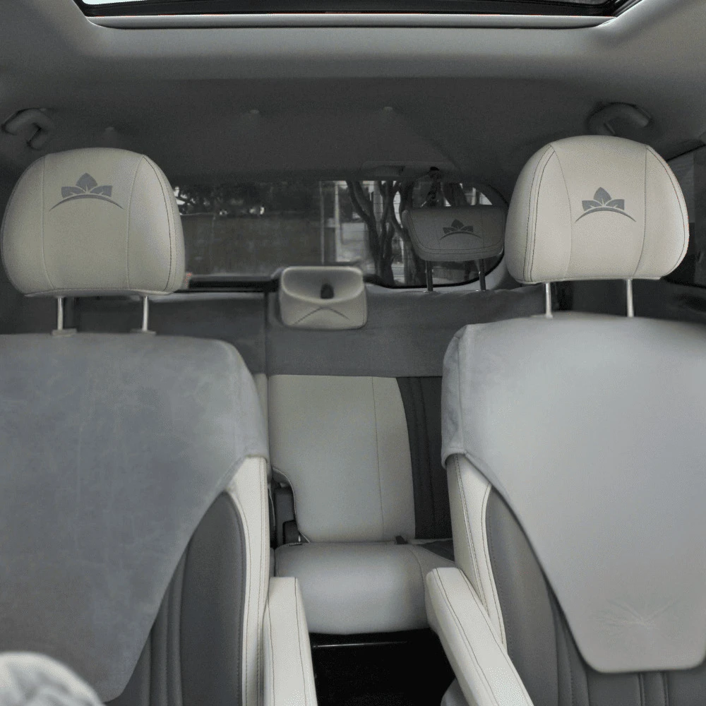 Lima: 8-Hour Private Transport Service with Professional Driver