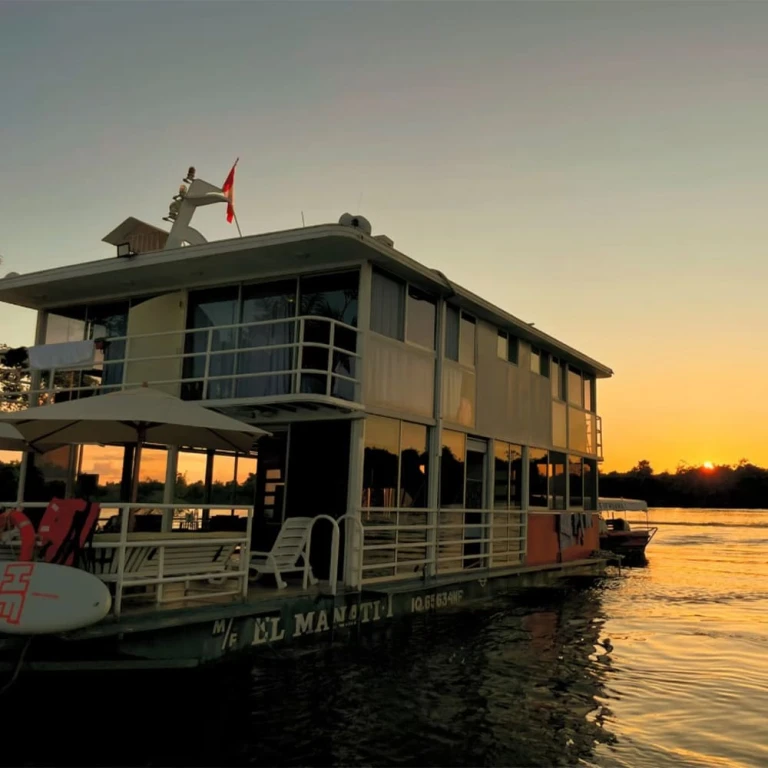 Iquitos: Private Amazon Luxury Cruise – Immersive Jungle Experience