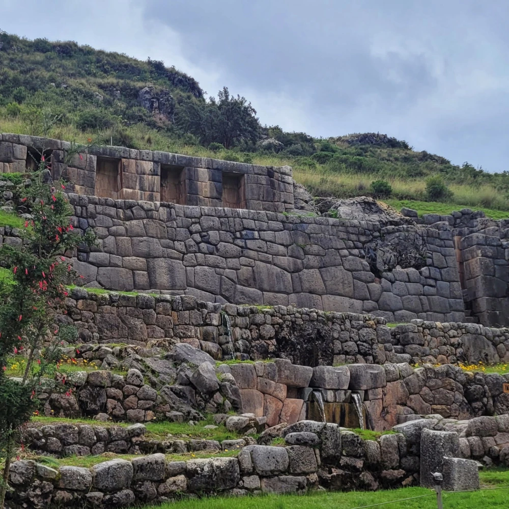 tambomachay-archaeological-site-cusco