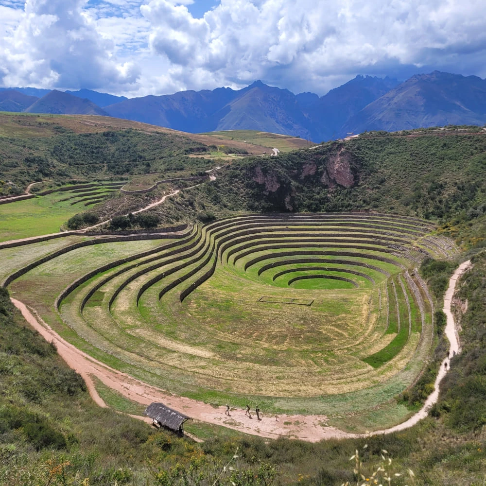 maras-salt-mines-peru-landscape