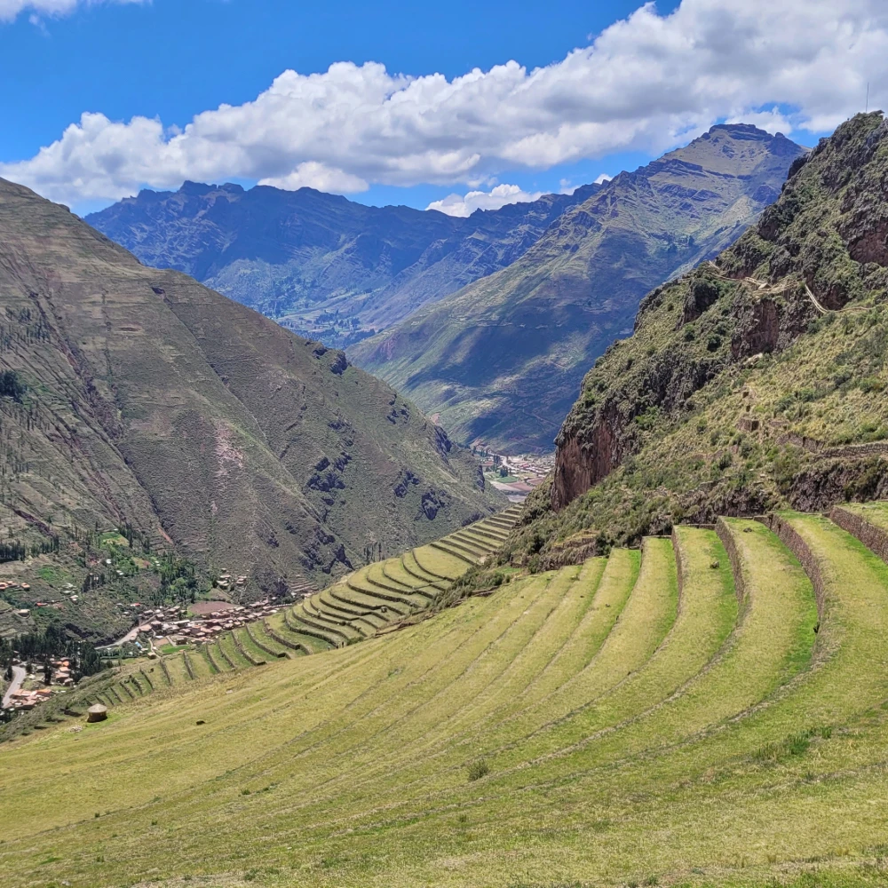 pisac-terraces-city-pisaq