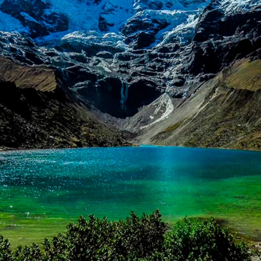 turquoise-humantay-lake-peru